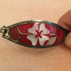 Child’s Flower Bracelet